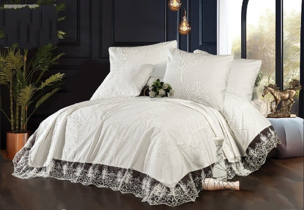 مفرش ستان سوفت مستورد 3 قطع مكون من  1 مفرش +2خداديه