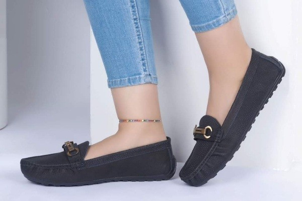 شوز اليو جلد بتوكة 1 سم