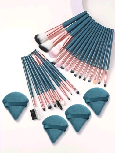 Makeup brush set 24 pieces and 4 pieces makeup puff