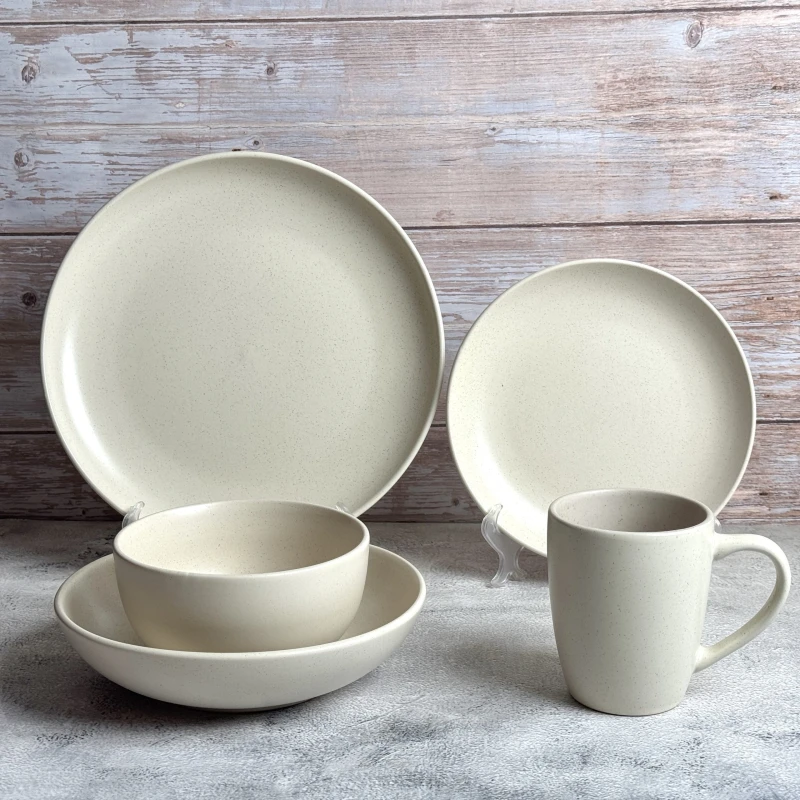 طقم عشاء بورسلين 30 قطعة – All Biege – Ka001