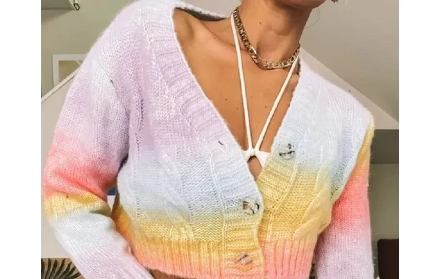 V-Neck Ombre Crop Button-Up Cable Knit Cardigan