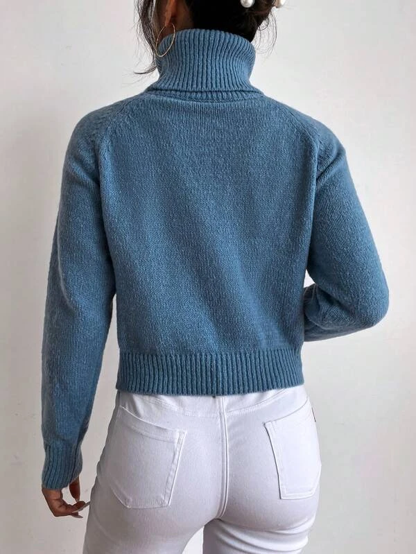 Round neck, cut-front, braided woven wool sweater