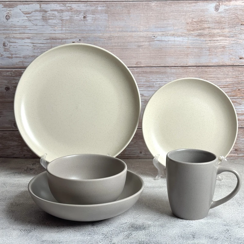 طقم عشاء بورسلين 30 قطعة – Light Gray*Biege – Ka003