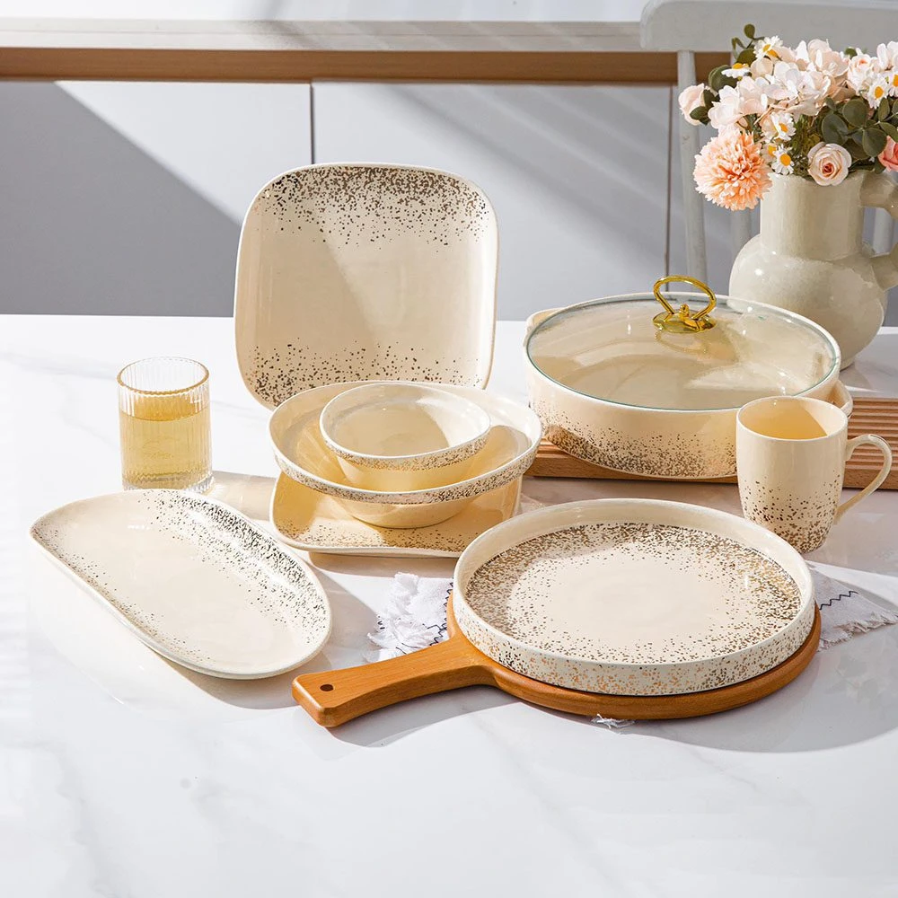 طقم عشاء 35 قطعه – Golden Dots/1